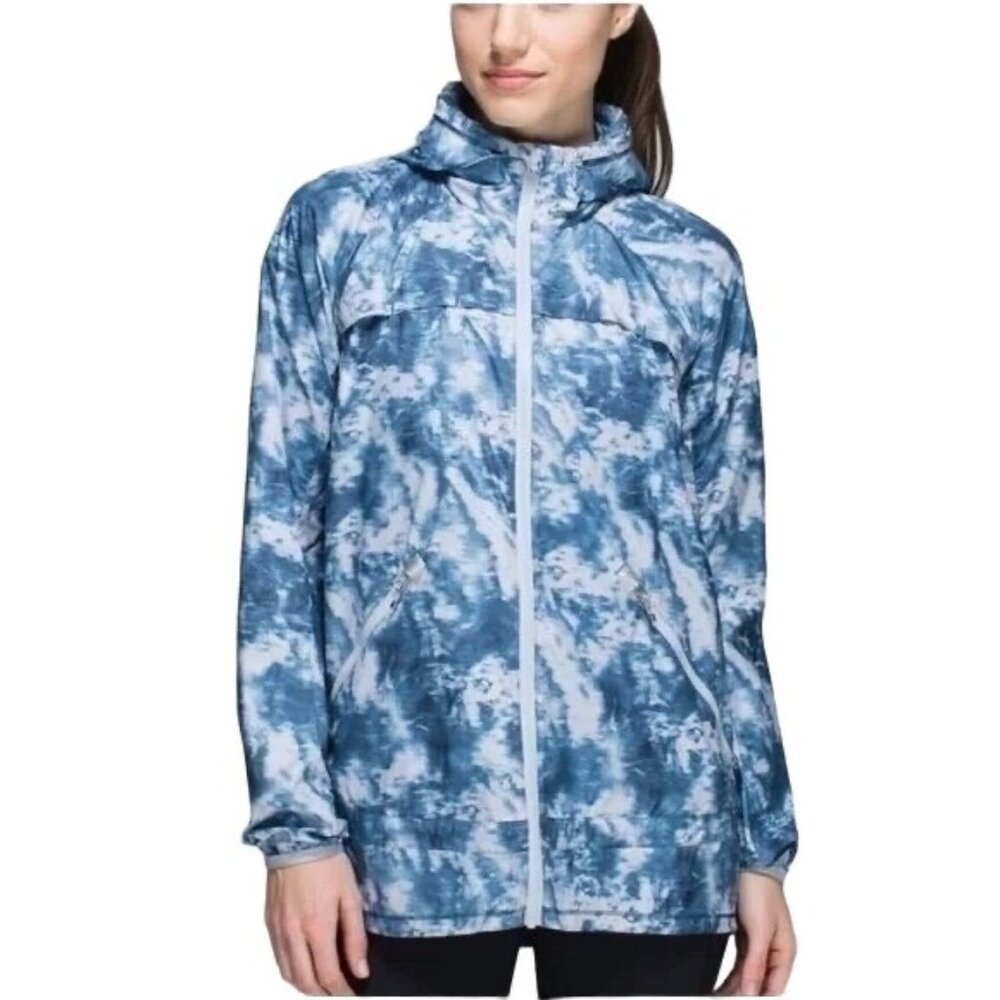 Lululemon Womens Miss Misty Alberta Lake Blue Packable Windbreaker Rain Jacket 8
